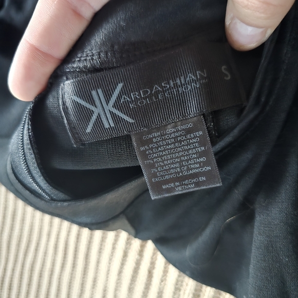 Kardashian Kollection Dress - Picture 8 of 12